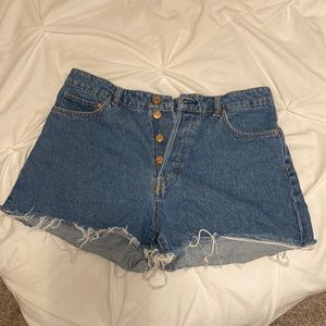 High waisted jean shorts - Size 8